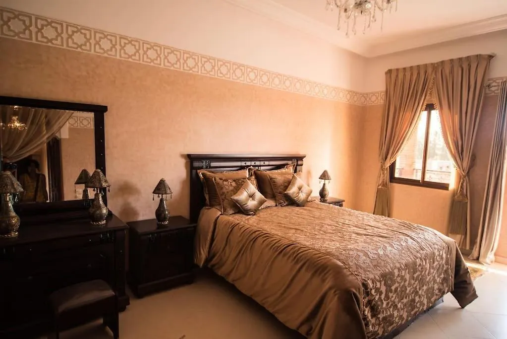 Luxury 4 Suite Villa With Pool & 2 Large Lounges Marrakesh 0*,