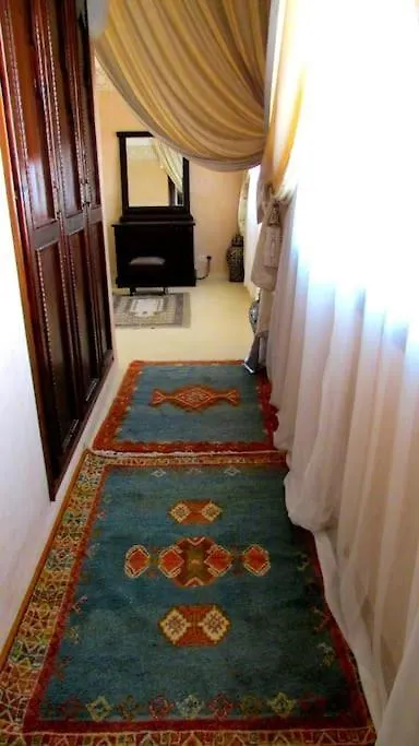 Luxury 4 Suite Villa With Pool & 2 Large Lounges Marrakesh