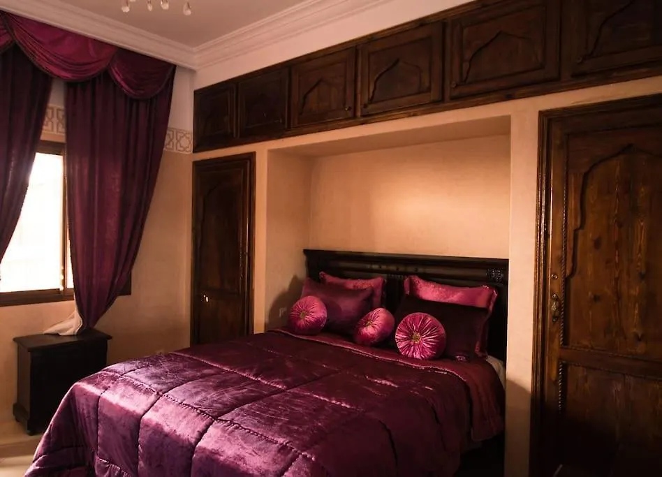 Luxury 4 Suite Villa With Pool & 2 Large Lounges Marrakesh