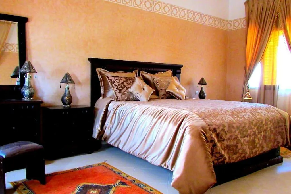 Luxury 4 Suite Villa With Pool & 2 Large Lounges Marrakesh Morocco